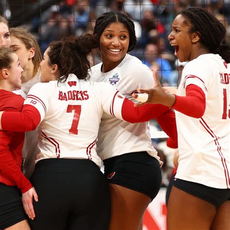 wisconsin volleyball leaked 4chan|Wisconsin volleyball: Badgers sweep No. 3 Penn State in。